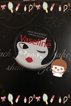 Vaseline petroleum jelly Lulu Limited Edition Lip Balm 20g moisturizing lips 38 yuan