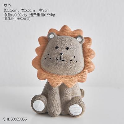 Nordic e-style personality lion savings piggy living room wine cabinet TV cabinet home accessories animal jar pendulum