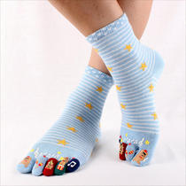 New autumn and winter cartoon five-finger socks cute split-toe five-toe socks pure cotton in the warm thick section of womens socks