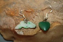 (Encounter) Qing Dynasty old natural A jade piece natural dense jade earrings old natural solitary products