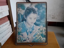 Fifties of old glass mirror old objects make-up stent mirror in physical specimens nostalgia