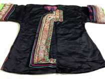 Hand-made minority traditional clothing Dong tops Hand-embroidered Dong twisted embroidery special price