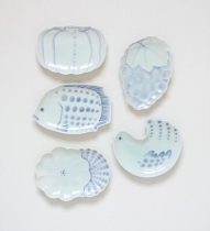 Spot Japanese imported design light color hand-painted Japanese pseudo-irregular Xiaoping disc variety cake dish