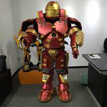 Robot Iron Man Sculpture Film and Television League of Legends Character Sculpture Amusement Theme Sculpture