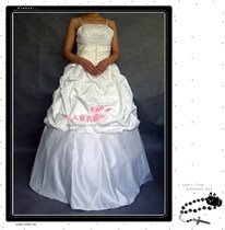 Satin beaded sequins adorned with wedding dress pleated skirt