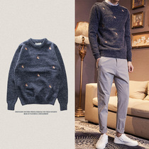 Autumn and winter new semi-turtleneck knitted sweater mens pullover Korean slim-fit American embroidery all-match sweater