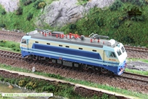 Train Garden 1 87 China Shaoshan SS8 Power locomotive Upper bureau Shanghai section 0200 full copper model HO proportion