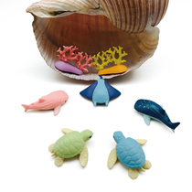Japan imported IWAKO Iwazawa fun eraser Marine animal aquarium set Whale dolphin turtle simulation modeling cartoon rubber gift Childrens gift gift stationery