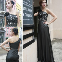 Spot evening dress fashion noble temperament black laminated neon design European version Long