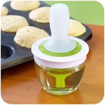 Kitchen small items Japan high temperature resistant silicone oil brush oil bottle set pancake brush baking oil brush
