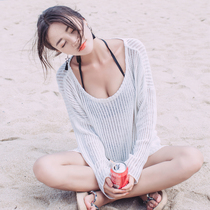 2017 white hollow lace shirt bikini blouse hook flower semi-transparent beach sunscreen shirt long-sleeved bikini outer match