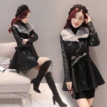 Early winter leather coat womens coat long small man plus velvet thickened 2021 autumn and winter New waist fur one tide