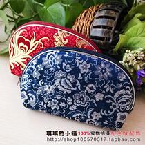 National windy brocade zipped with zero money key Miscellaneous Bag Handmade Dinner Bag Makeup Bag Chinese Silk Five Pieces Kit