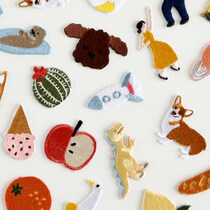  Korean DailyLike cute cartoon cloth stickers clothes cloth bags fabric DIY decoration stickers exquisite embroidery patch stickers