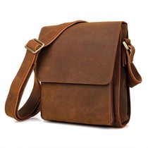 Retro mens first layer cowhide shoulder shoulder bag leather trend casual personality Korean version of vertical small backpack mens bag