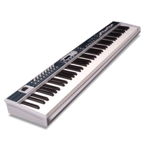 FATAR STUDIOLOGIC VMK 88plus MIDI keyboard (88 key heavy hammer half-weight belt after touch)