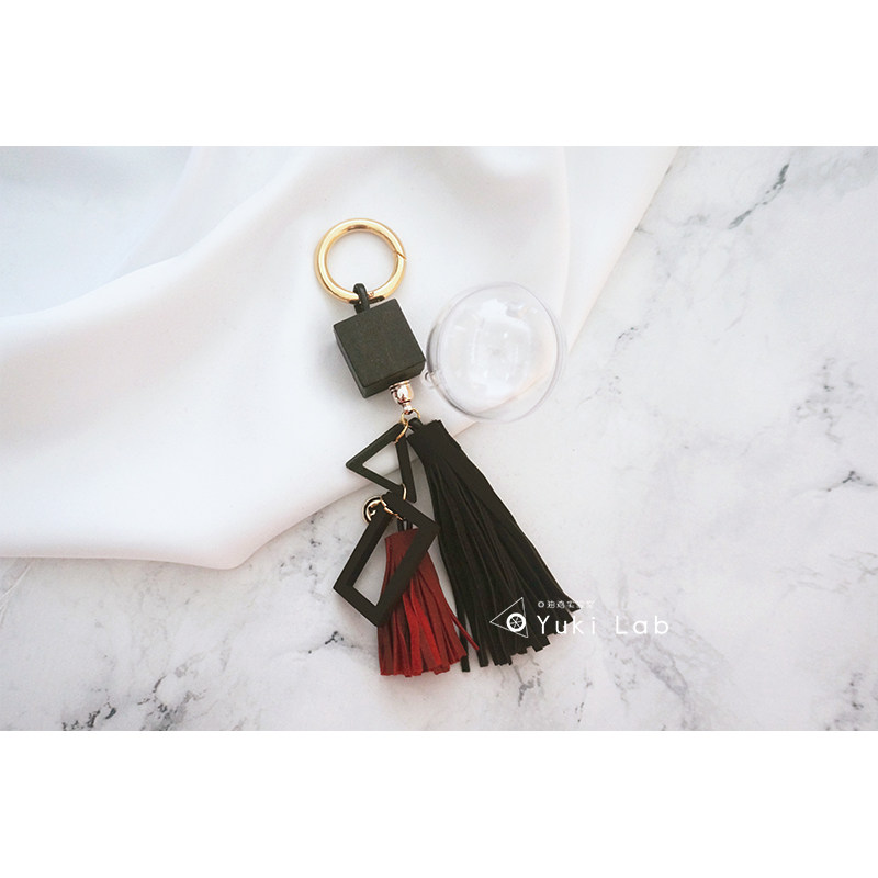 Geometric square wood keychain Car pendant bag hanging hand bow ball pendant accessories Transparent protective case