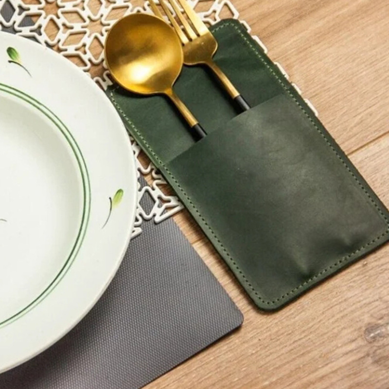 In-Stock Two-Tone Retro Pu Leather Western Cutlery Storage Bag Hotel Cutlery Holder Bag Knife Fork Spoon Set Storage Cover