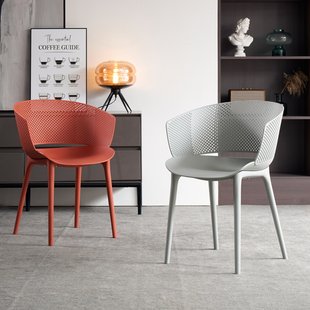 Легкий роскошный стул для взрослых, бытовой пластиковой спинкой, обеденный стул, туалетный столик для спальни, стул для переговоров, полая библиотека, табурет для отдыха