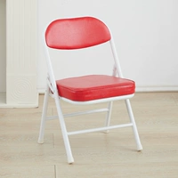 Толстый красный детский стул