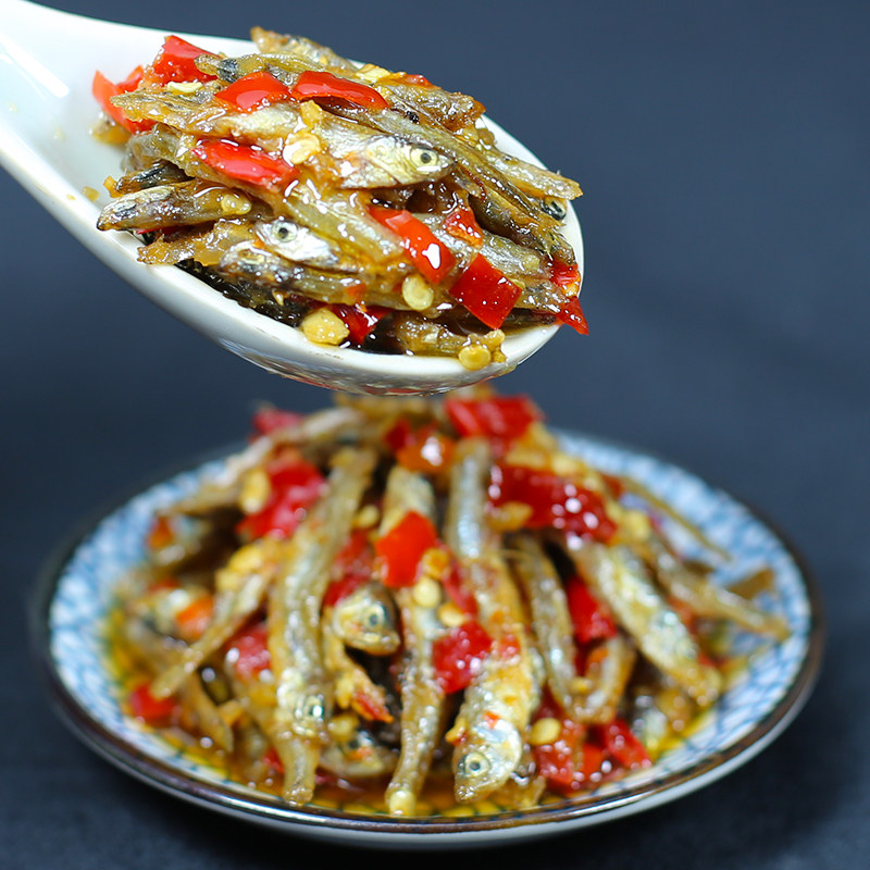 Jiangxi Teproduces small cutting knife with spicy and hot fish dried down the rice dish fire bacon with small fish-chopped peppers with small fish dried chilli sauce