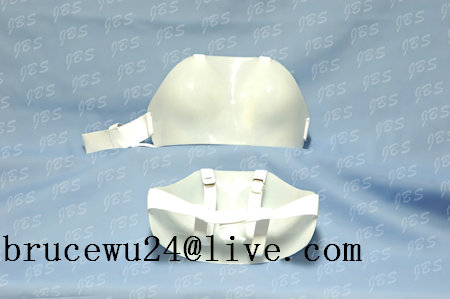 Fencing equipment-Female-style breast protection with high strength anti-snapping