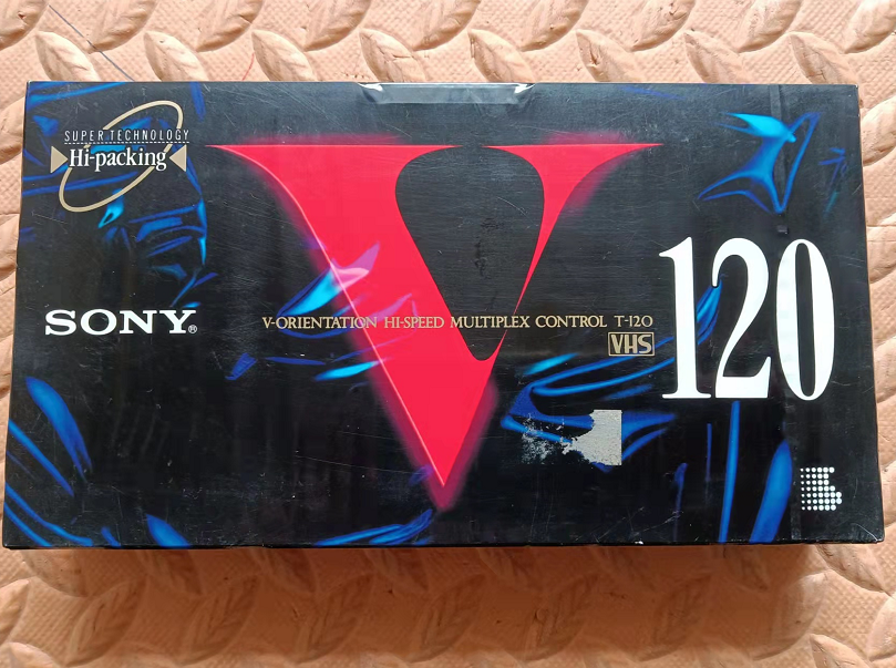 Sony Sony T-120VHGB VHS sophomore blank video tape (individual slight breaking skin)