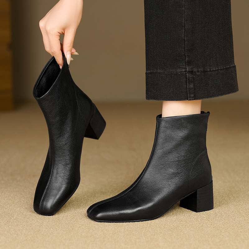 2026 Autumn and Winter New Style Genuine Leather Boots for Women, High-Heeled Square-Toe Chunky Heel Short Boots, Black Ankle Boots, Full Leather Plus Velvet Cotton Boots