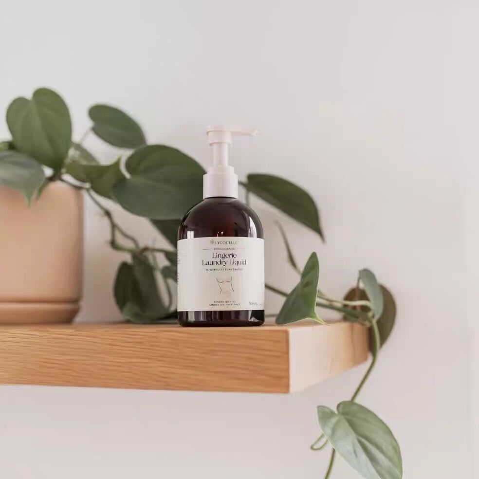 1: 1 Gift 30ML Dress New Zealand Bloom White Snow Princess Lingerie Lotion 300ML Except Bacteria Bacteriostatic