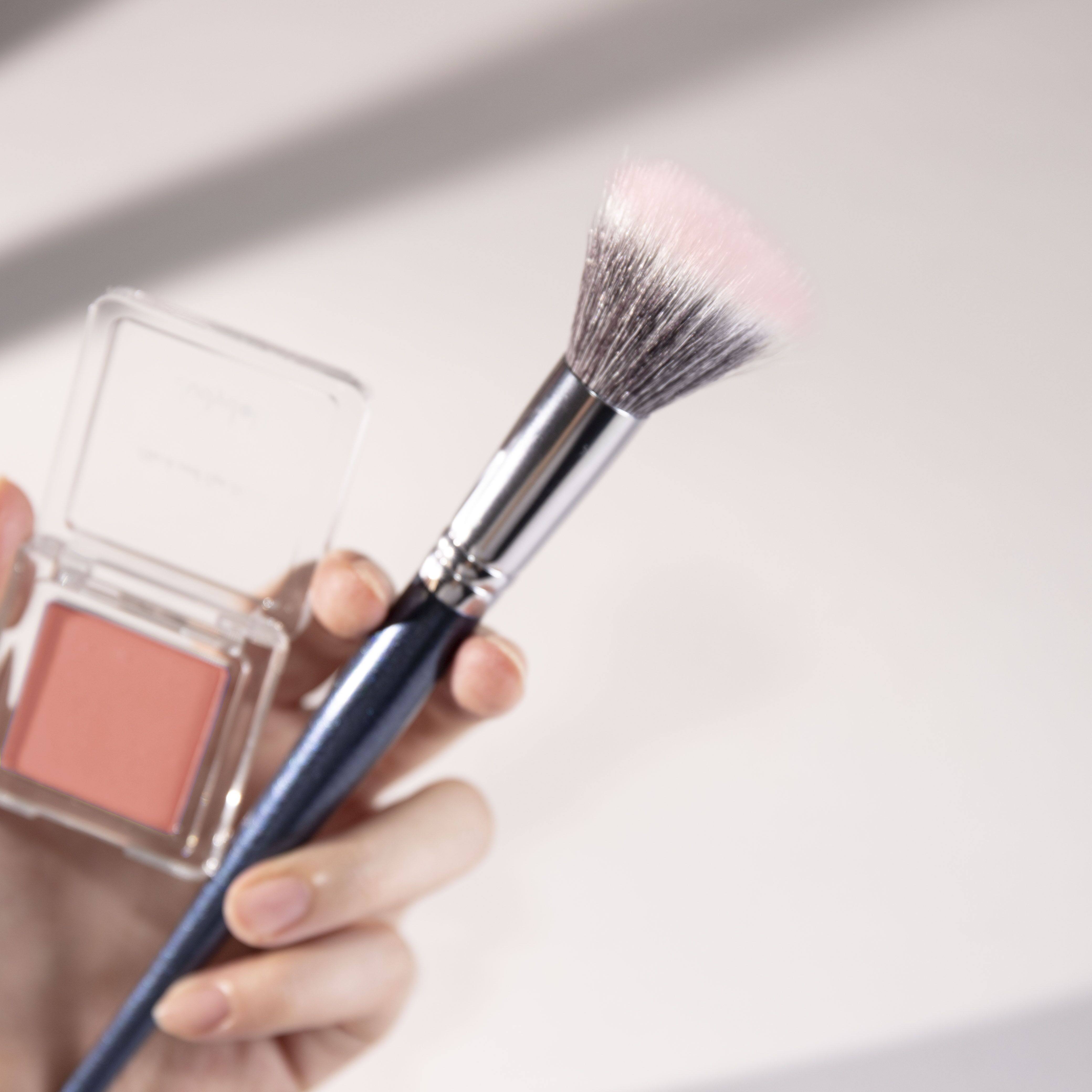 Master Blending Wool Soft Stipple Brush Blush Brush Boundless Natural Clear Two