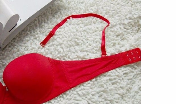 Áo ngực nhỏ quây dày áo ngực vô hình dán tập hợp váy cưới chống trượt ống quần lót nữ nửa cốc áo lót thể thao 