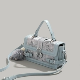 UR高级感花纹刺绣手提盒子包包女2023新款潮百搭小方包单肩斜挎包