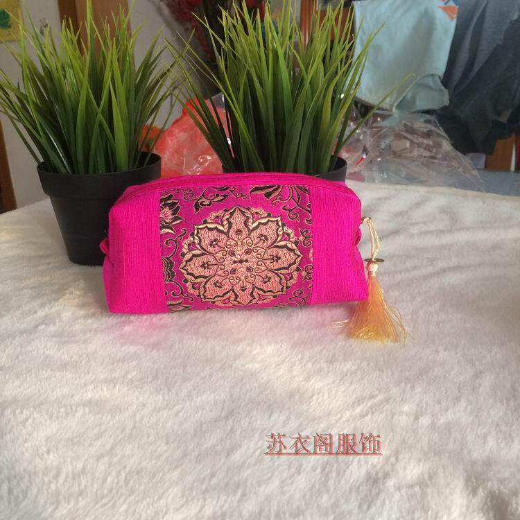 Suzhou Silk high-grade handmade linen three-color silk cosmetic bag Wash bag storage bag coin bag clutch bag