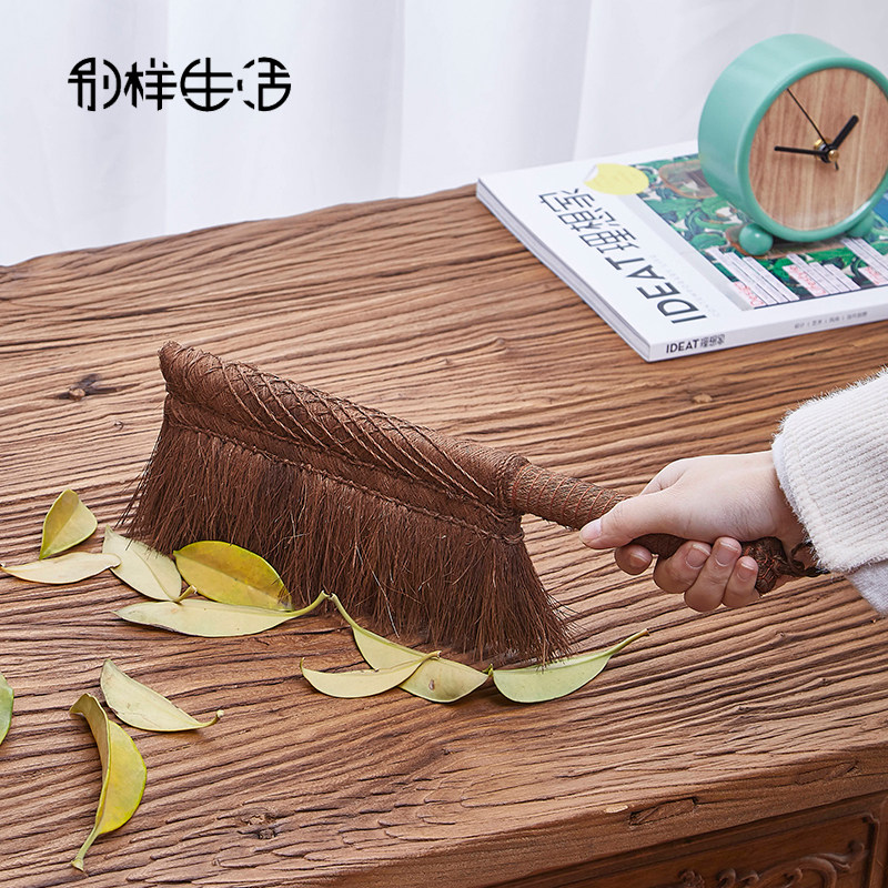 Household bed sweeping artifact brown silk bed sweeping brush bedroom dust removal brush sofa carpet cleaning brush anti-static sweeping bed broom