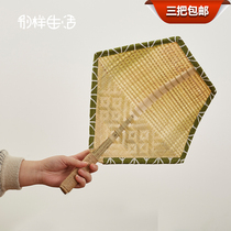 Hand-woven bamboo fan Mens summer big Pu fan Hand-cranked fan Mosquito repellent cooling fan Bamboo fan Old-fashioned Pu fan