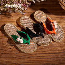 Foot sandals and slippers women wear non-slip flat-bottomed beach shoes black flip-flops women palm home non-slip shoes