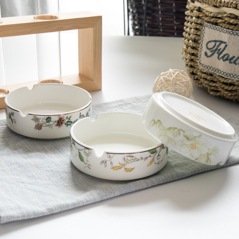 Home Tobacco Ashtray Bone porcelain Smoke Dish Fashion Swing hotel Creative tea table Decorative Dining Room Web Cafe Ornament Swing