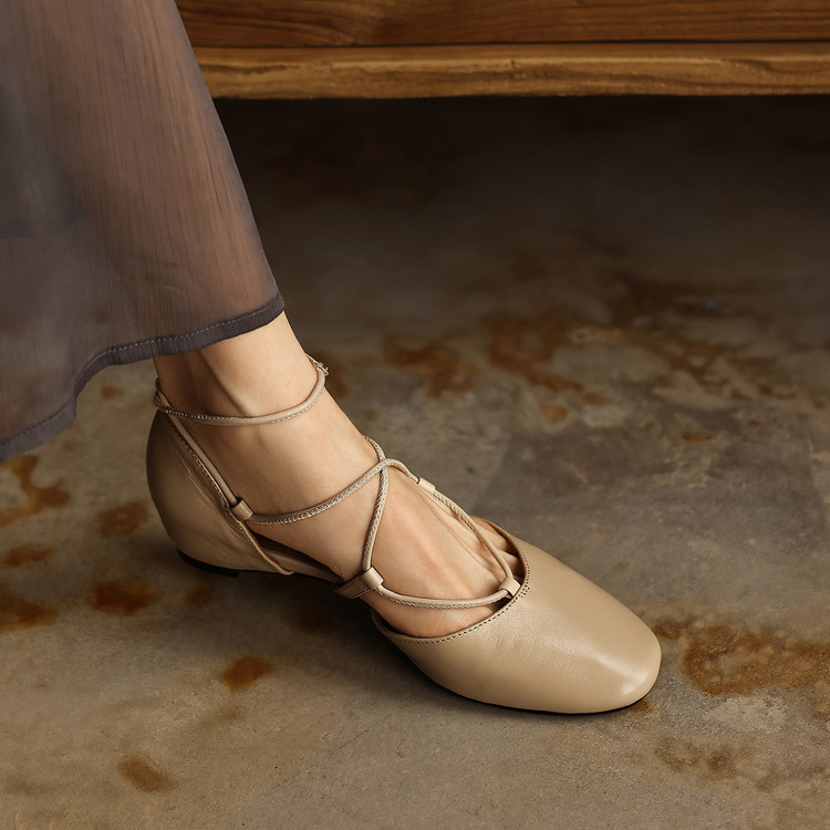 Wutongjia [Full Cowhide] Summer Women's Peep-Toe Sandals with Round Toe, Strappy Back Closure, Height-Increasing Fashion Sandals