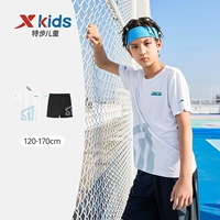 Жемчужно-белый