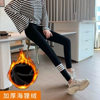 Черный плюс бархат