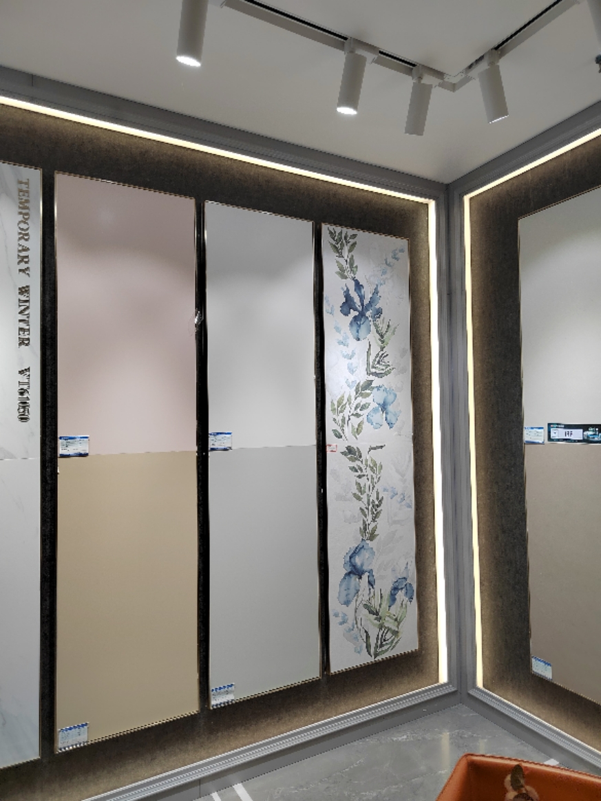 诺贝尔瓷砖鸢尾花YN61563S-1-2：如何打造梦幻家居空间的秘密武器？