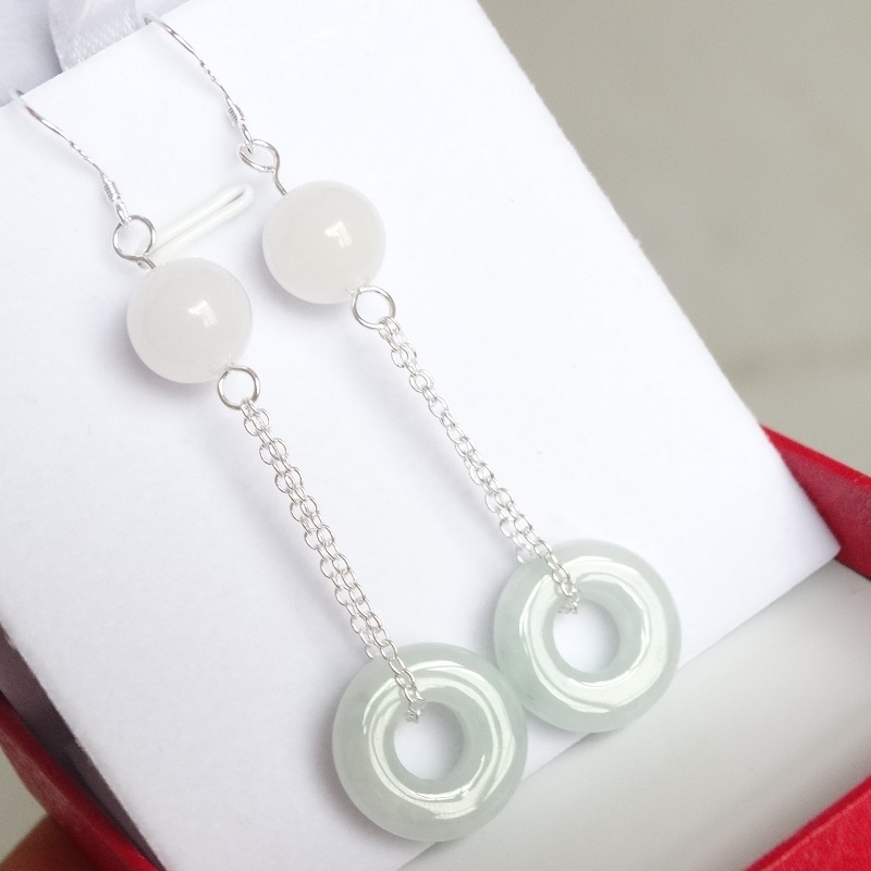 The beauty of ancient rhyme natural Burmese emerald A commodity recruits all directions wealth Wangjiawang career jade earrings S990 silver jade earrings