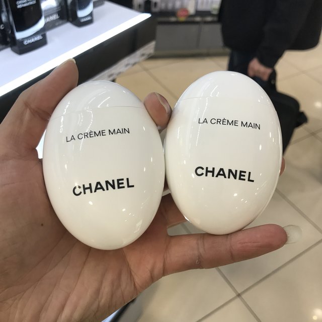 Chanel/Chanel 19 new black pebble hand cream Lacrememain