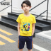 Trẻ em trai quần áo mùa hè phù hợp với 2020 trẻ em mới ngắn tay áo hai mảnh bộ vừa mùa hè của trẻ em Hàn Quốc phiên bản của quần áo triều 