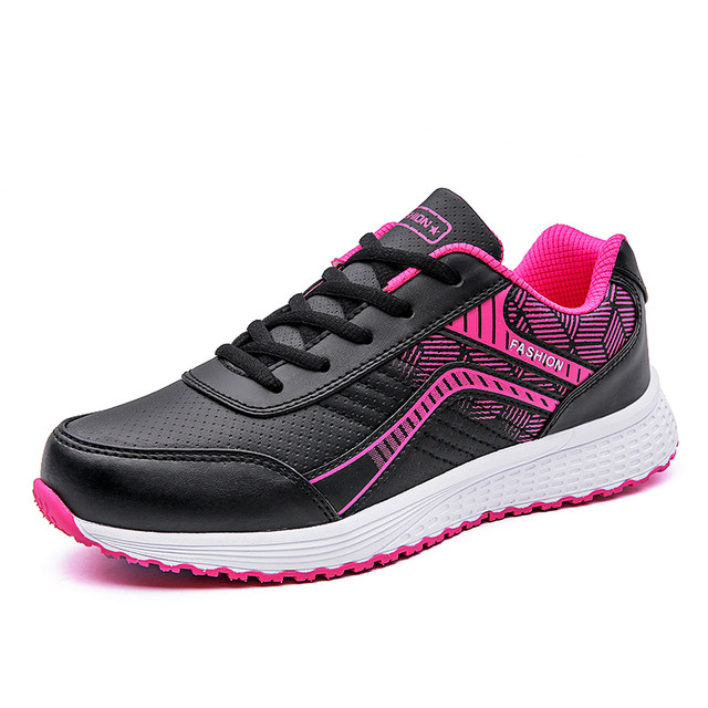 Pull back women's shoes flat non-slip mother shoes middle-aged casual running sports shoes leather waterproof travel shoes wave shoes black