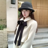 Дочь богатой семьи носит маленькое ароматное платье. Женская элитная длинная юбка нового стиля осени и зимы 2025 для важных случаев.