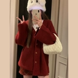 Красный свитер, платье, демисезонный оберег на день рождения