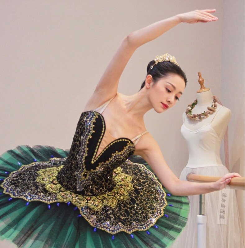 Room Yalanxiang Ballet Costume Professional Customized Emerald Tutu Skirt Rental Esmeralda