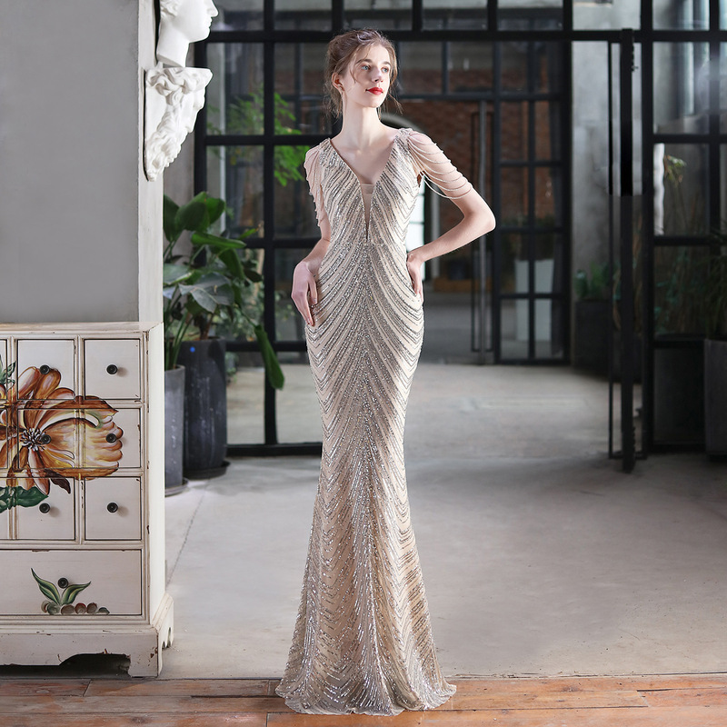 Half-Length Heavy Sequin Evening Dress for Women, New Style, Socialite Temperament, Banquet Dress, Light Luxury, Niche, High-End