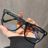 Lao Hua Glasses Женская мужская модная мода с высокой точки зрения Большой рамки показывает молодые высокие определения и модные старики старый свет 100 градусов 150
